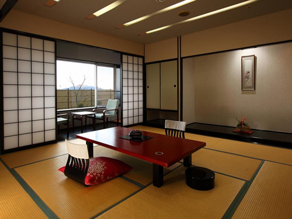 Shinki Hotel Shibukawa Exterior foto